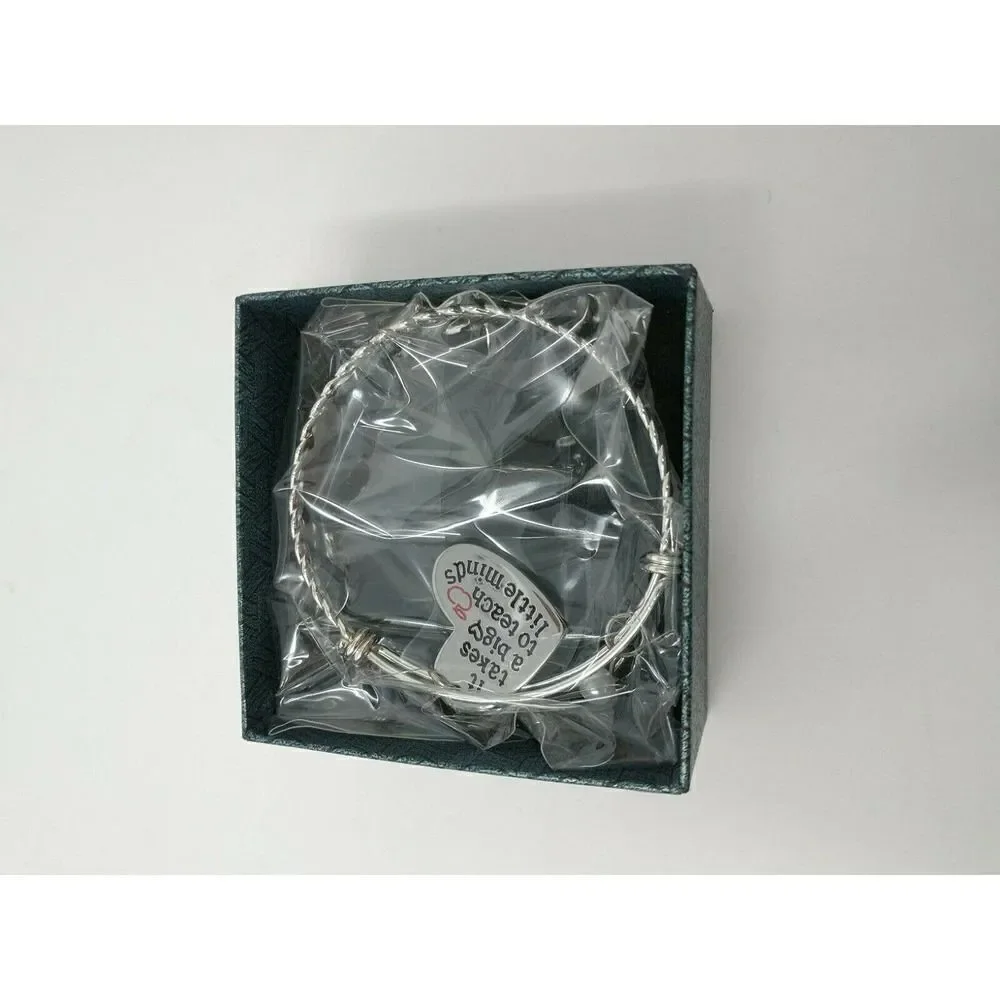 Wire Bangle Bracelet 